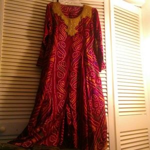 90% off preloved 💕Lovely Indian outfit!